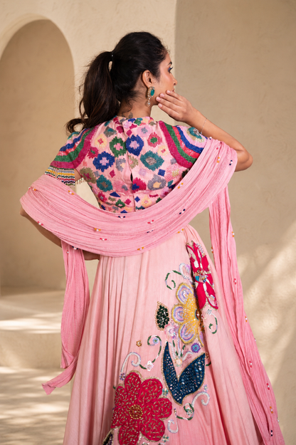 Gulnaar Bloom Lehnga