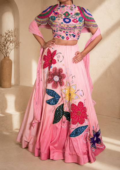 Gulnaar Bloom Lehnga