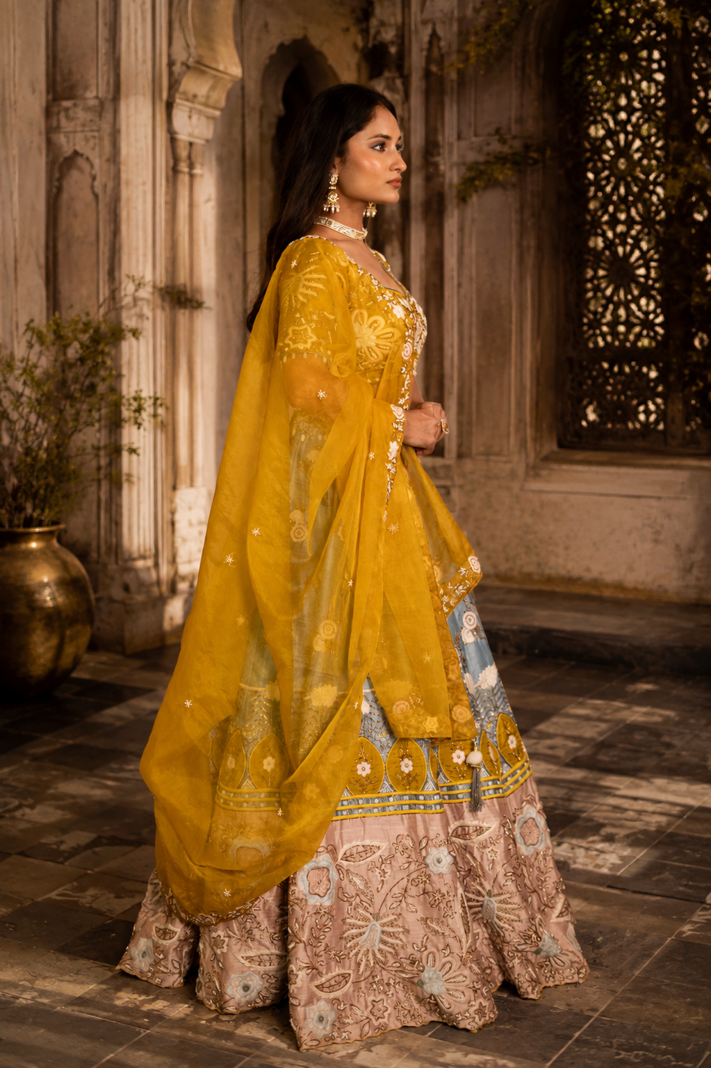 Iraaya Lehnga