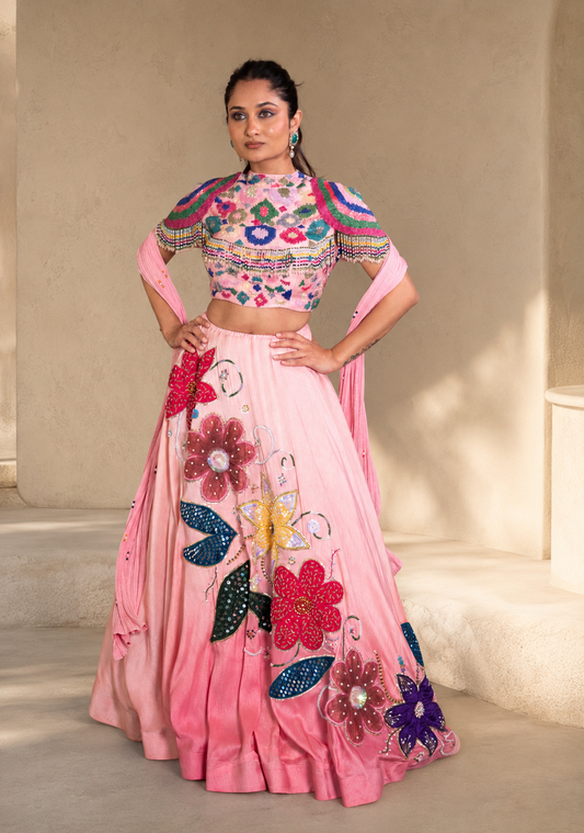 Gulnaar Bloom Lehnga